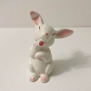 Vintage Ceramic Laughing Bunny Rabbit Figurine 4 Inch TallFigure Japan